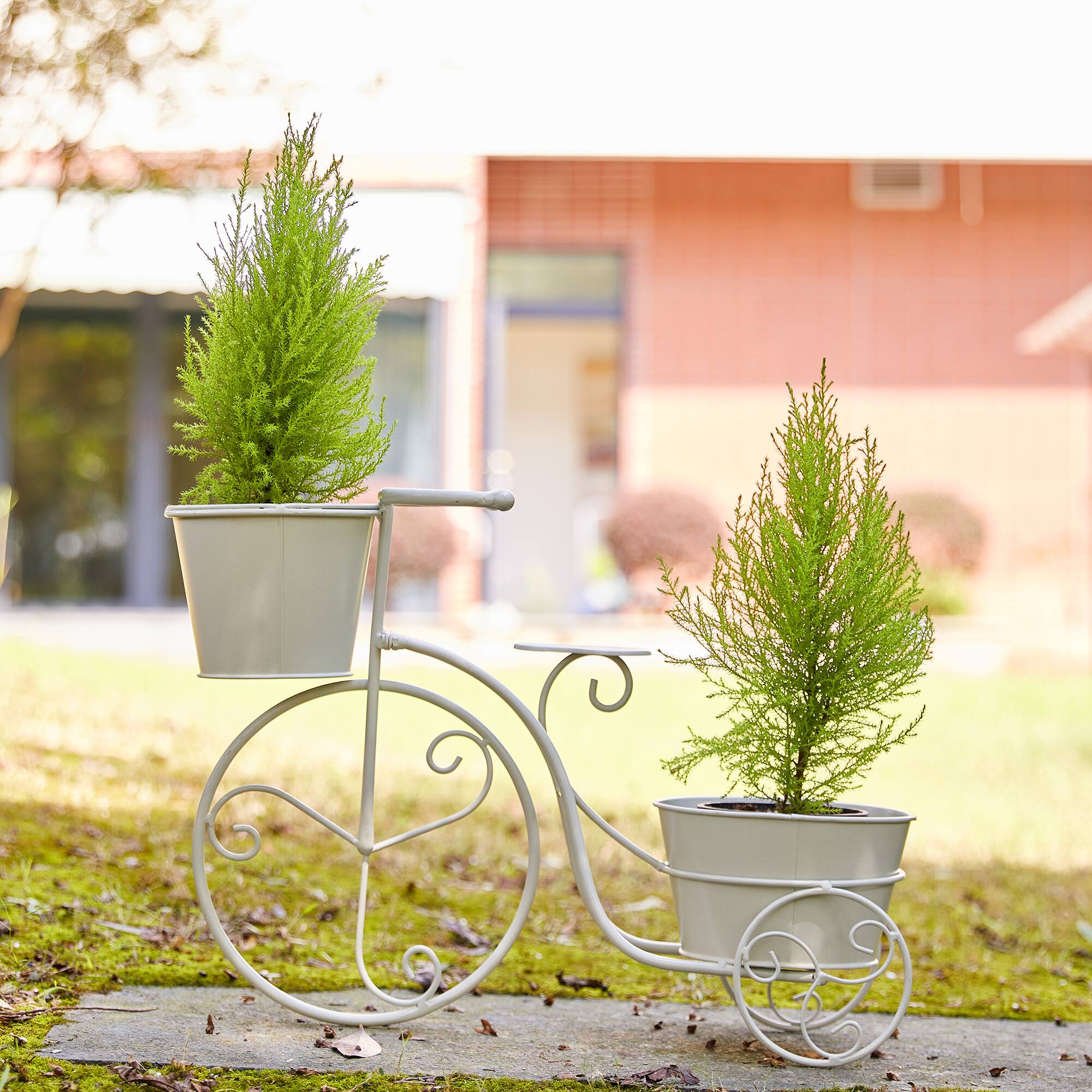 Glitzhome® 21.5'' White Metal Bicycle Plant Stand